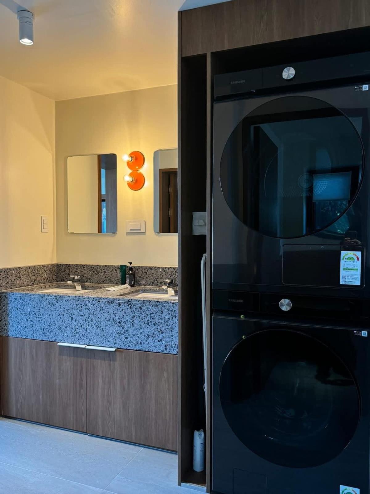 Pipe Apartment Seoul